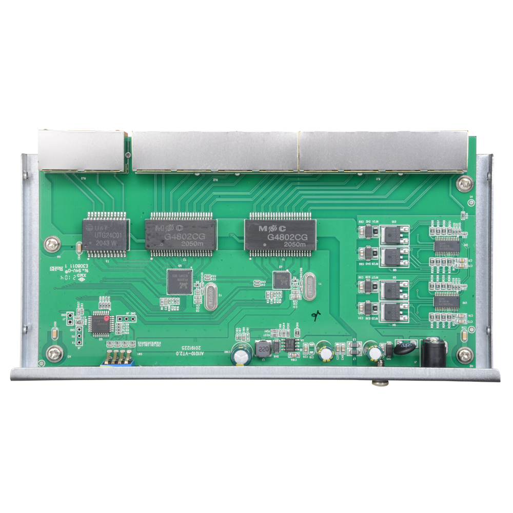 Swtich Safire SW1008POE-96 interior